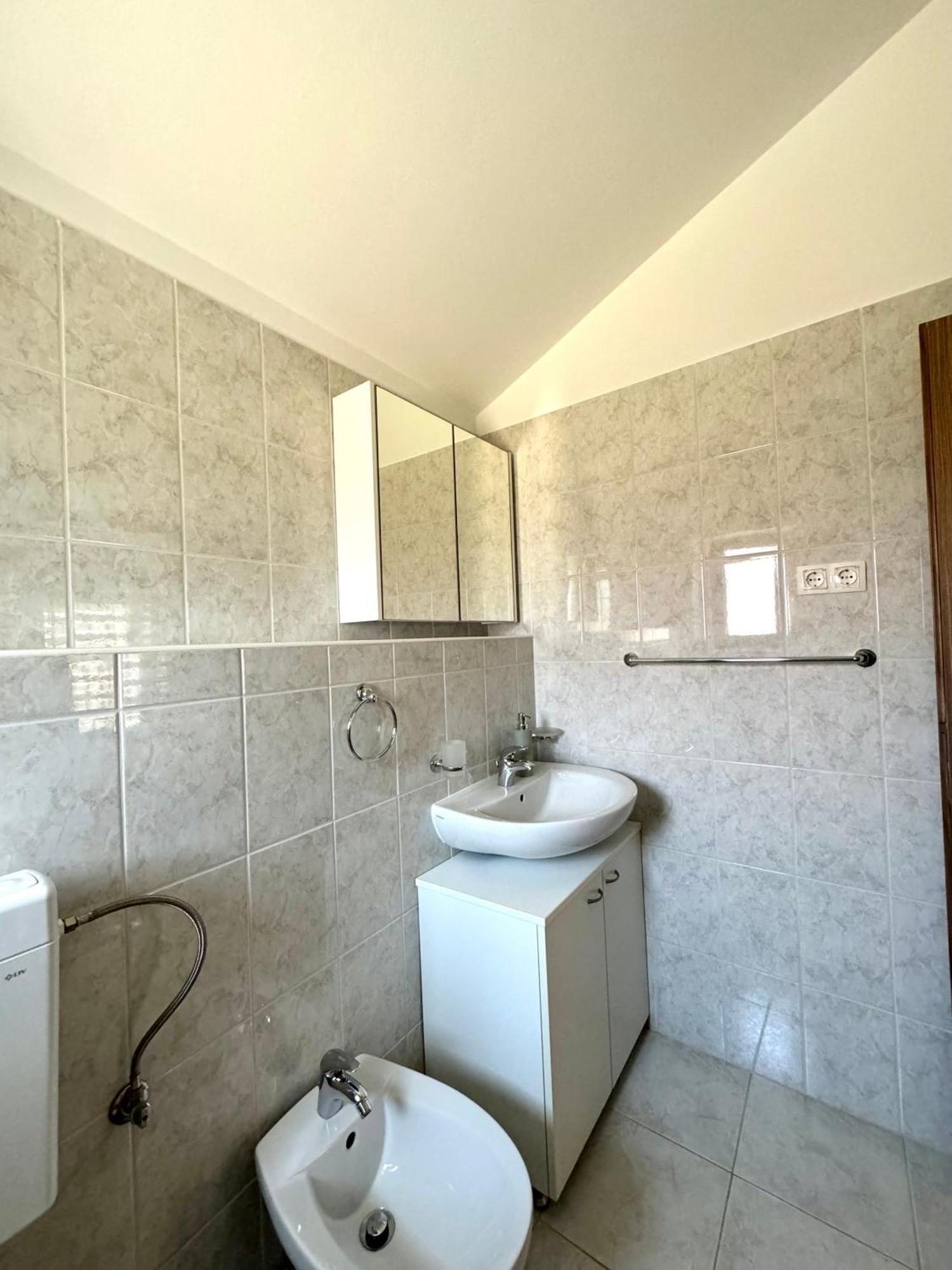 Apartman Ajhner Tar-Vabriga Esterno foto